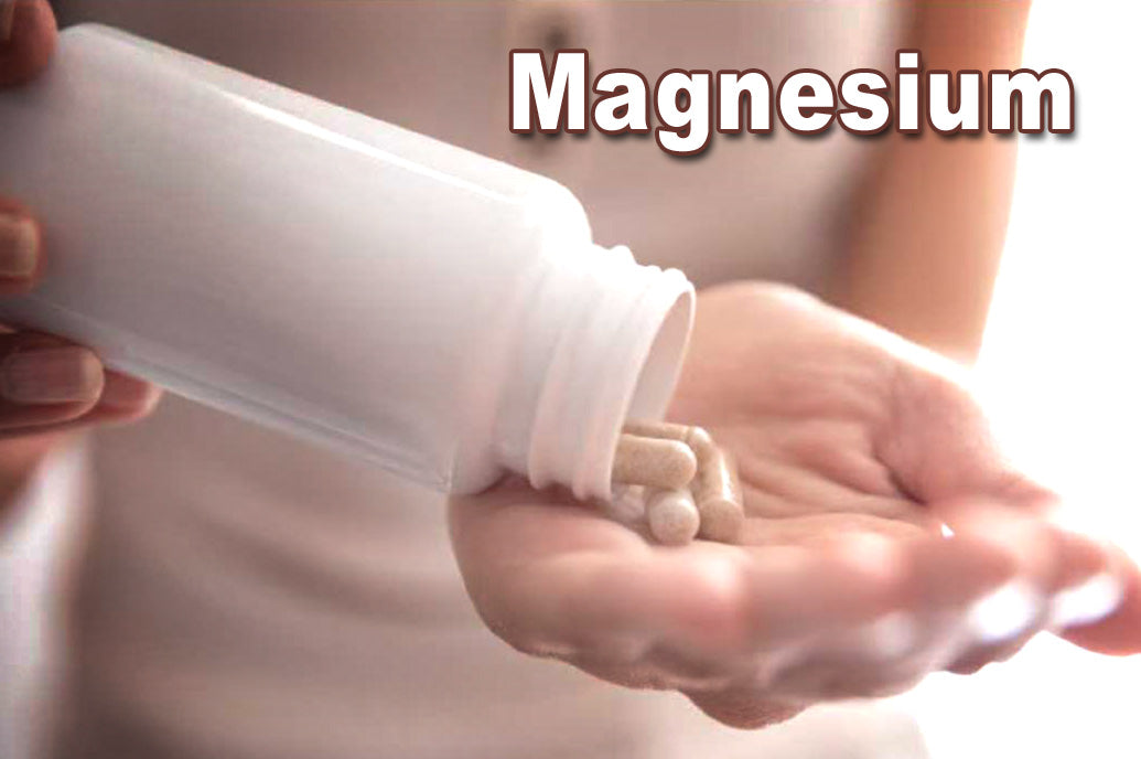 Magnesium-pouring-hand_LR