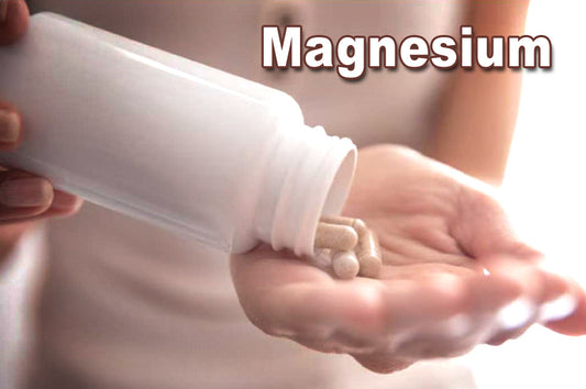 Magnesium-pouring-hand_LR