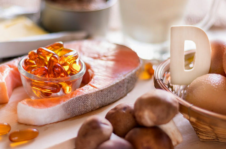 VitaminD-Foods-and-capsules